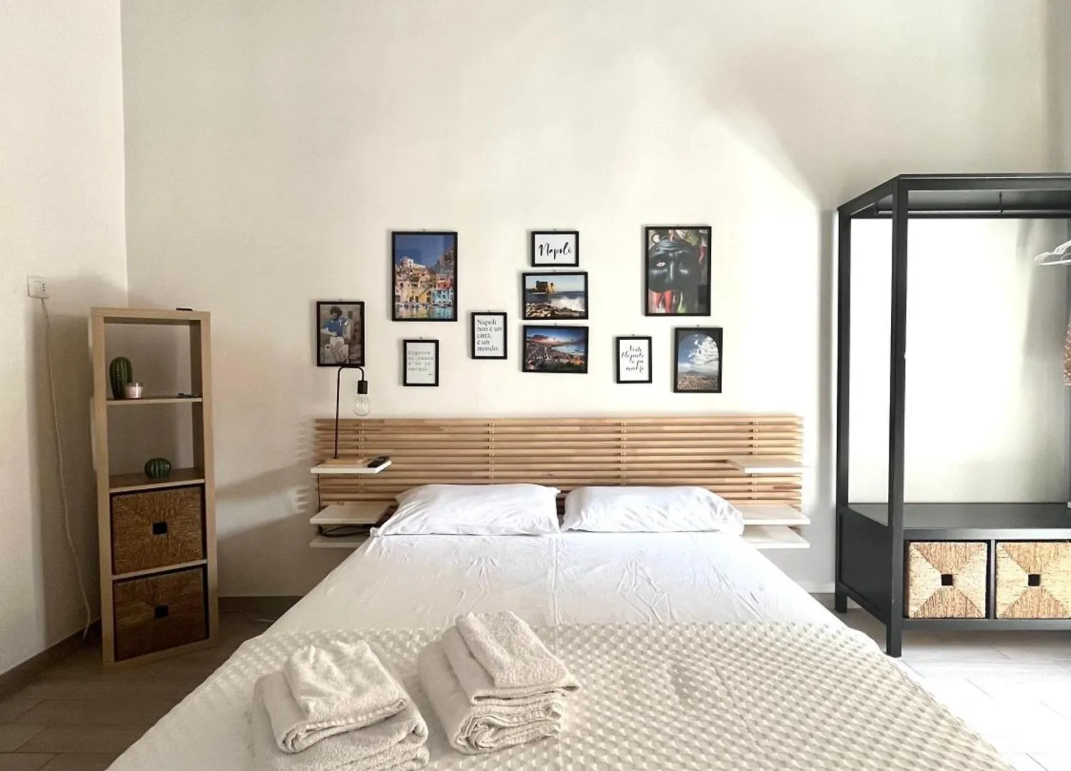 Rettifilo Nove Villa Naples
